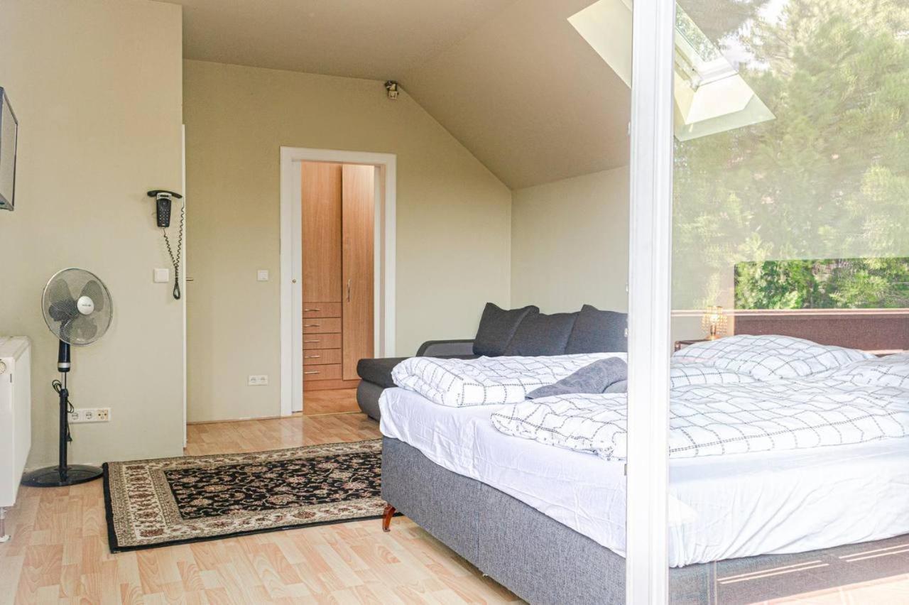 Cozy Room In Amazing House Vienna Exterior photo